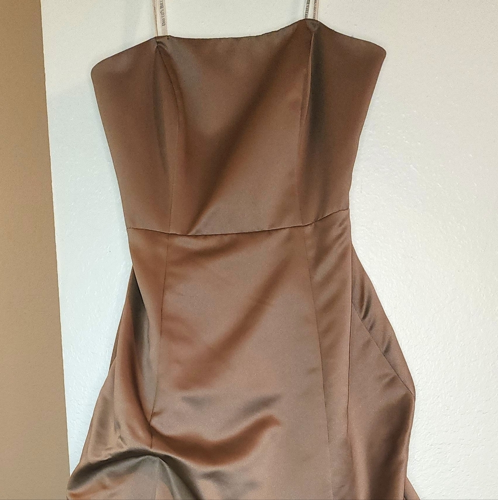 David's Bridal Latte Strapless BALL GOWN Formal Dress size 8 Bustle 81123